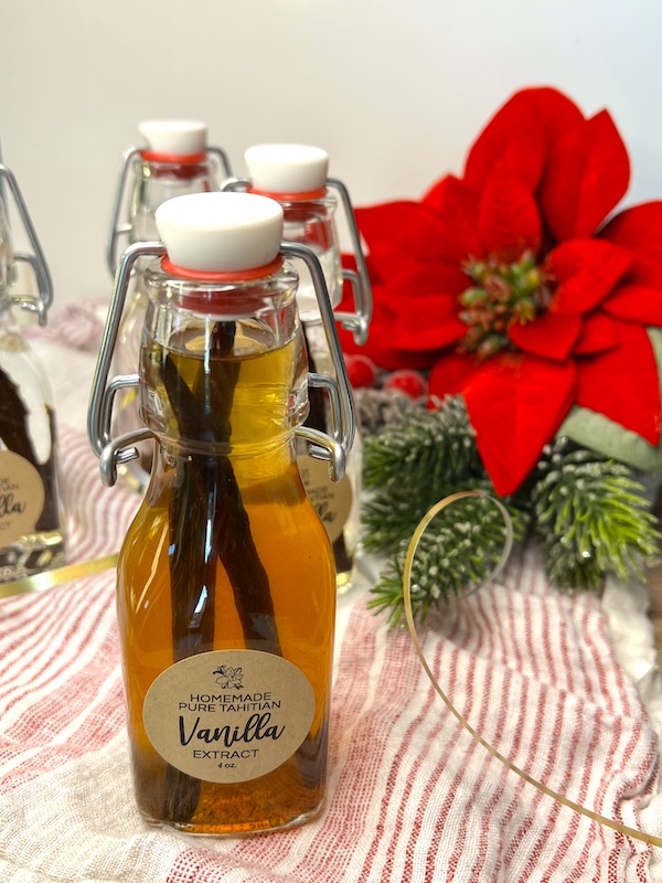 Vanilla extract with Christmas Decoration