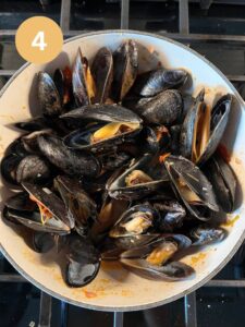 Moules à la Provençale - steaming mussels